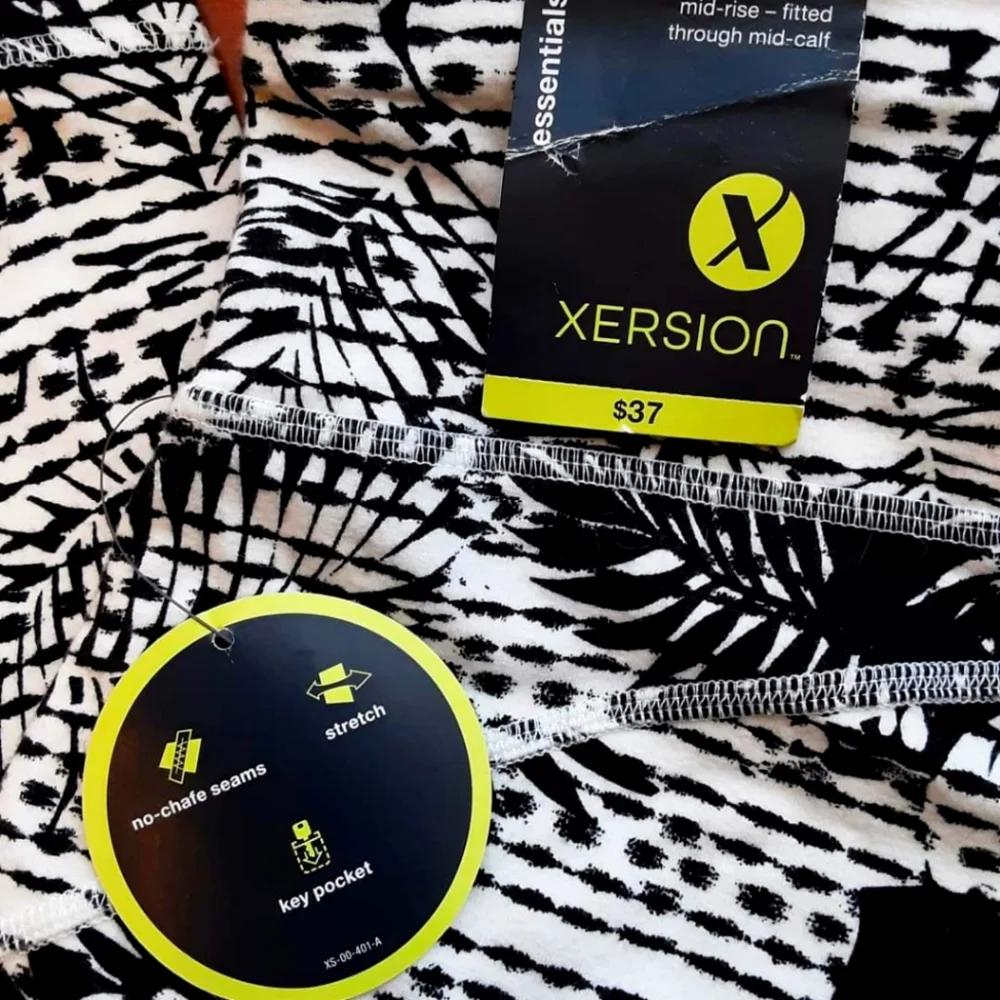 Xersion Black Floral Leggings S - Picture 2 of 2